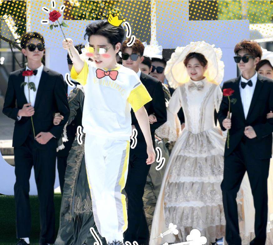 原创奔跑吧9下血本请来四大女神同台我却在意蔡徐坤的挑染发色