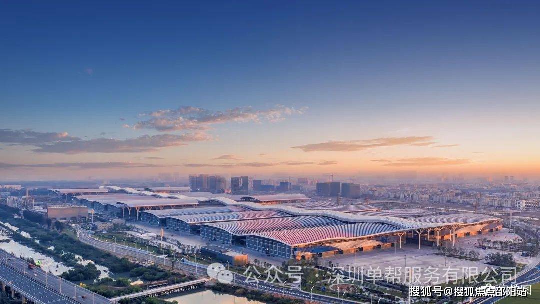 会展湾中港广场写字楼销售中心电话散售146530㎡整层26002800㎡详情