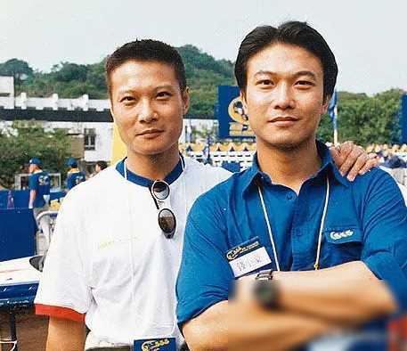 原创以为八竿子打不着实际是亲哥俩这7对兄弟明星每一对都很低调