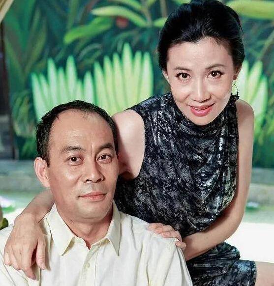 "老戏骨"张光北:为何结婚31年0绯闻,看他妻子是谁就知道了_陈炜_时候
