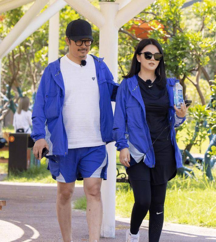 原创哎呀好身材官宣嘉宾王岳伦李湘大秀恩爱家庭地位一目了然