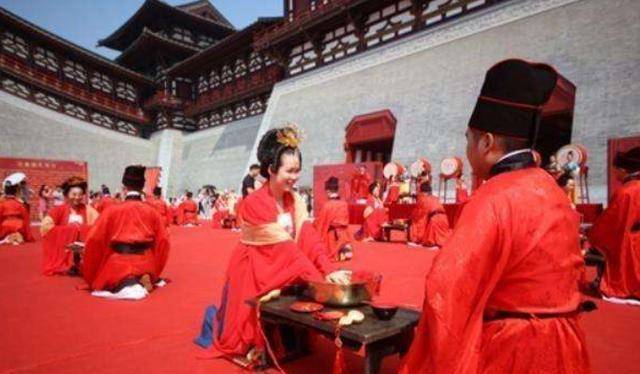 原创汉朝和亲续命唐朝和亲显摆清朝和亲却另有高明