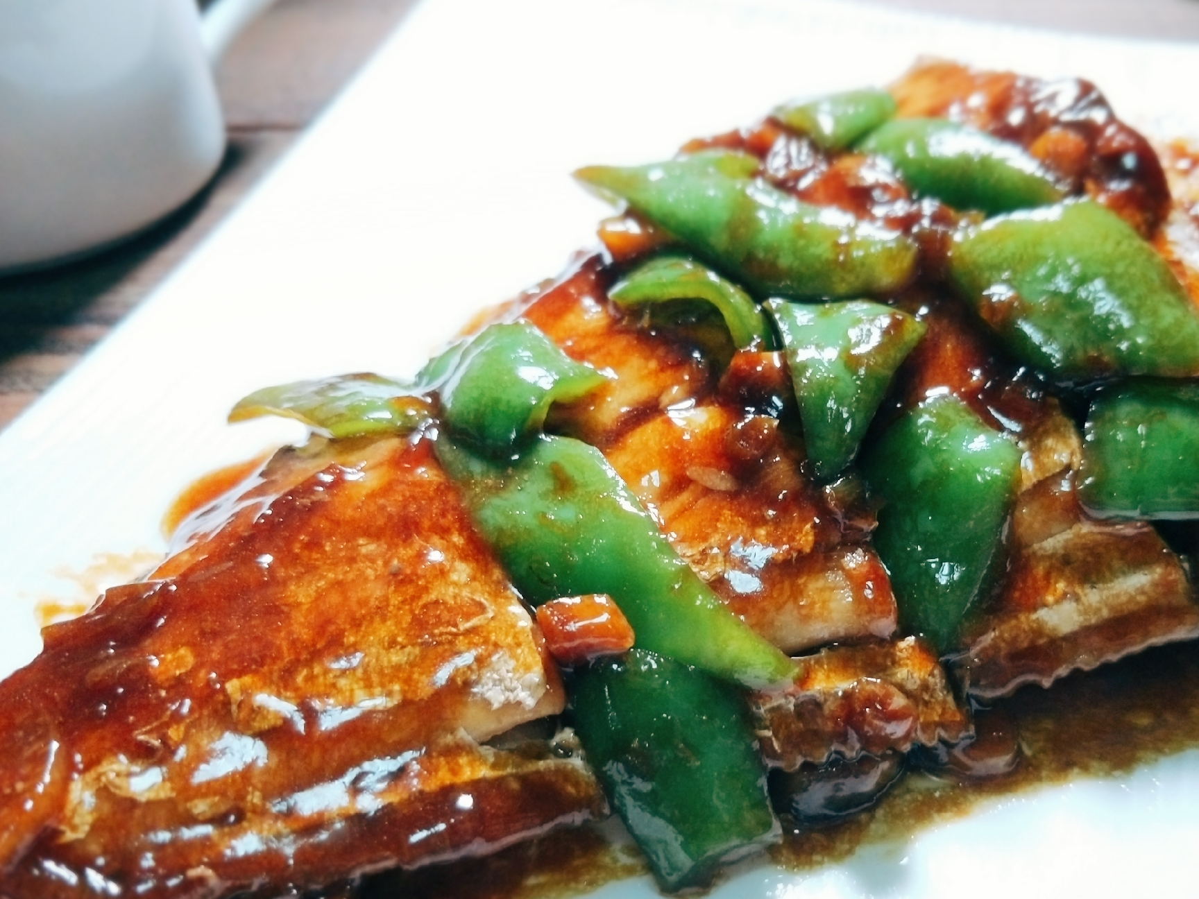 家里人都很爱吃鱼,每周几乎都要吃上4-5次鱼吧,尤其是儿子,可能遗传了