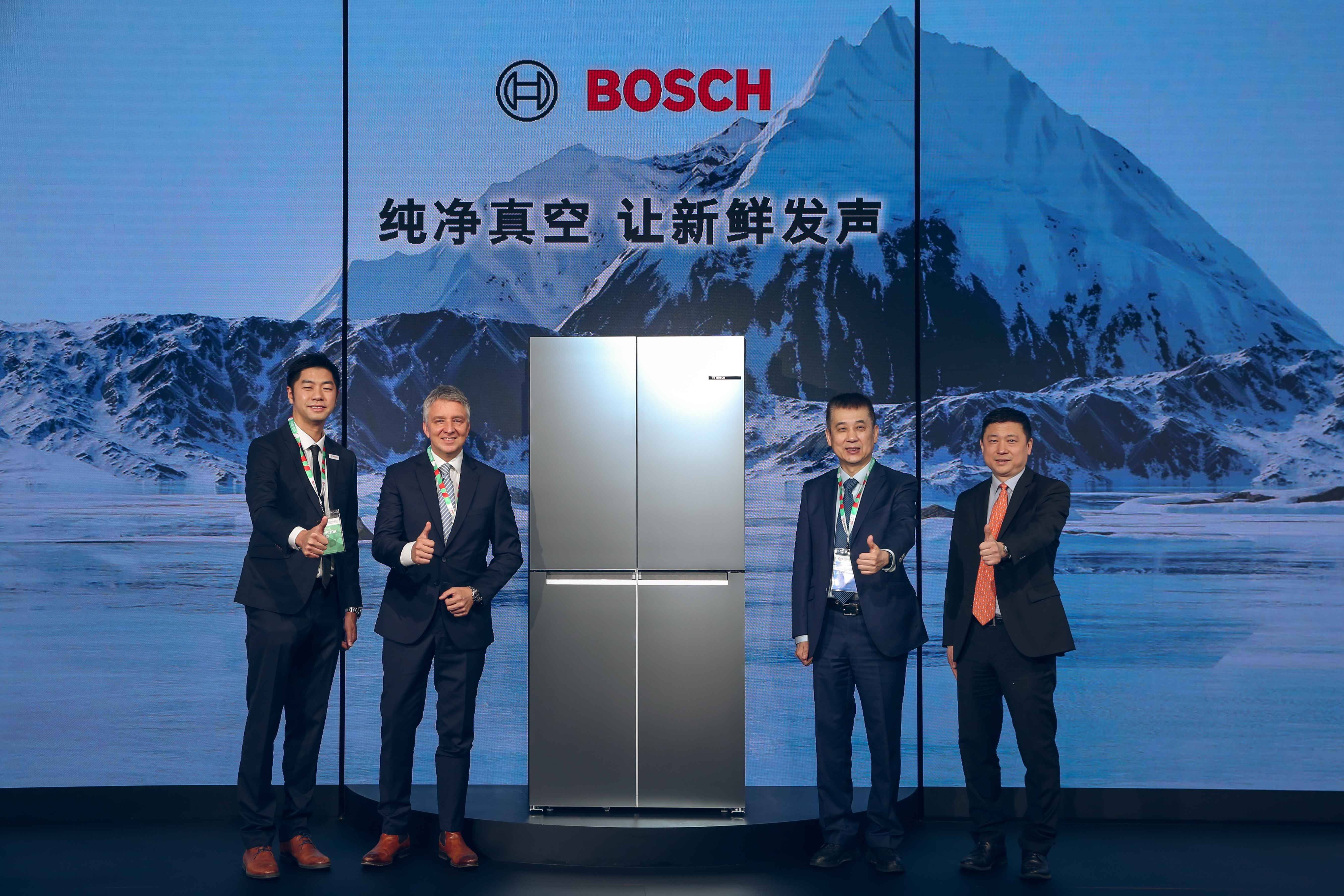 博世全域智净m8十字门冰箱真空活氧版awe2024重磅发布