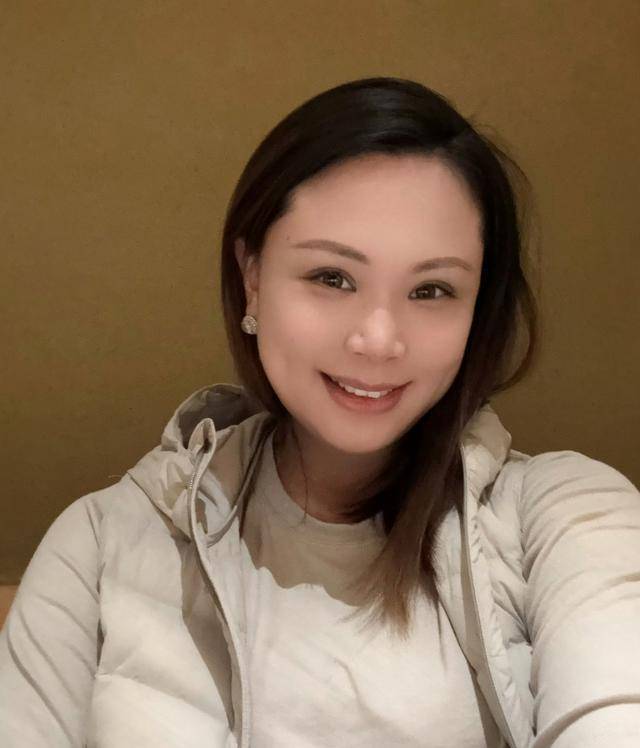 女排功勋曾春蕾34岁孕晚期,身材走样富二代丈夫呵护有加_精神_北汽_一