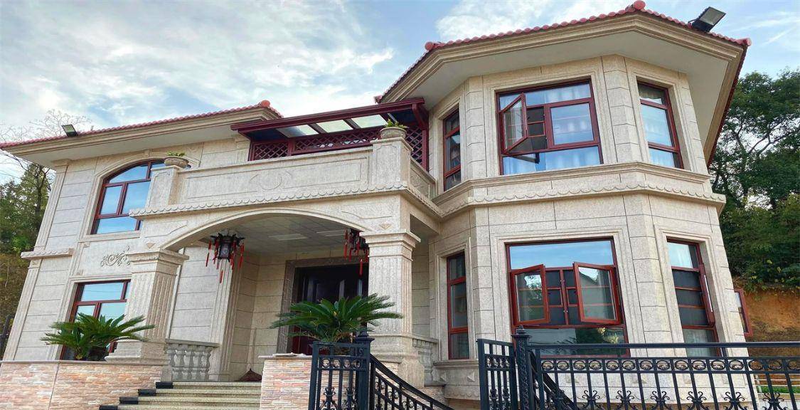 原创我国这个地方的有钱人都选择自建大别墅很少考虑买房