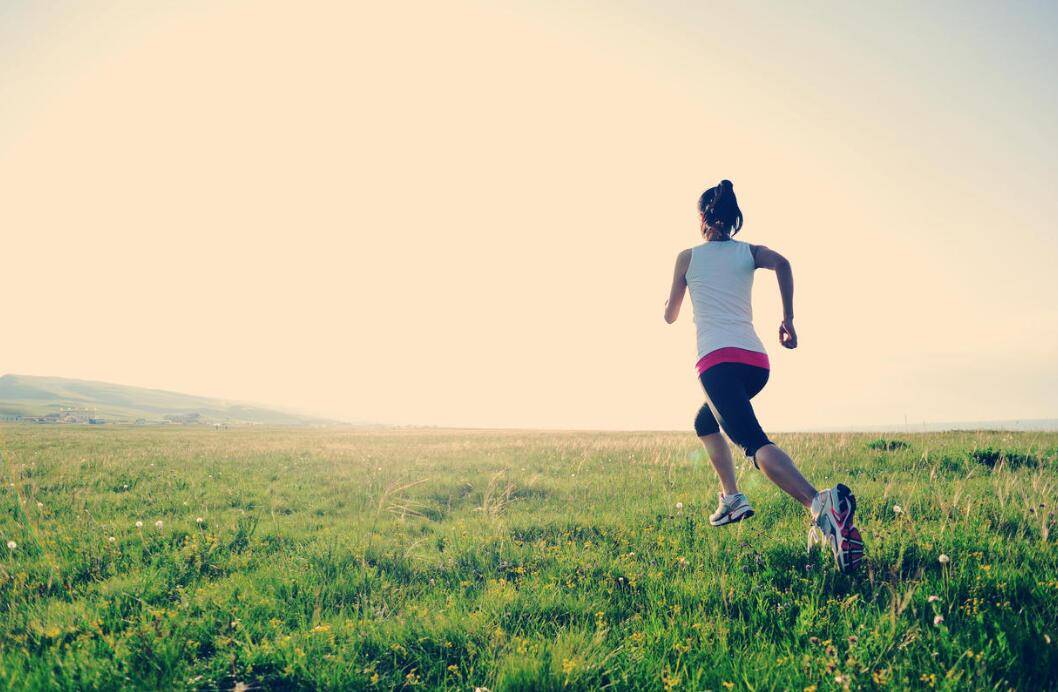 原创纠结职场人士该选跑步机还是户外跑看完这篇就懂了