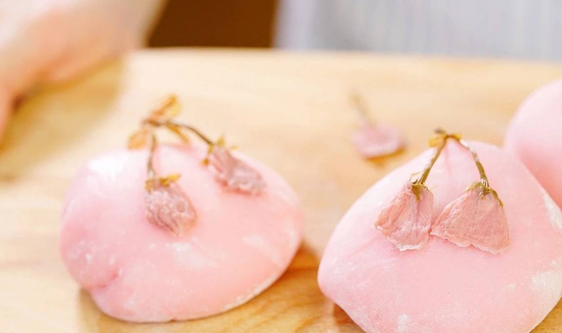 冰淇淋新吃法超美超好吃的樱花甜品在家就能做