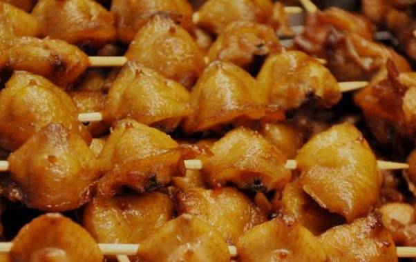 它是台湾名吃是鸡身上最好吃的部位可惜所有人都将它扔了