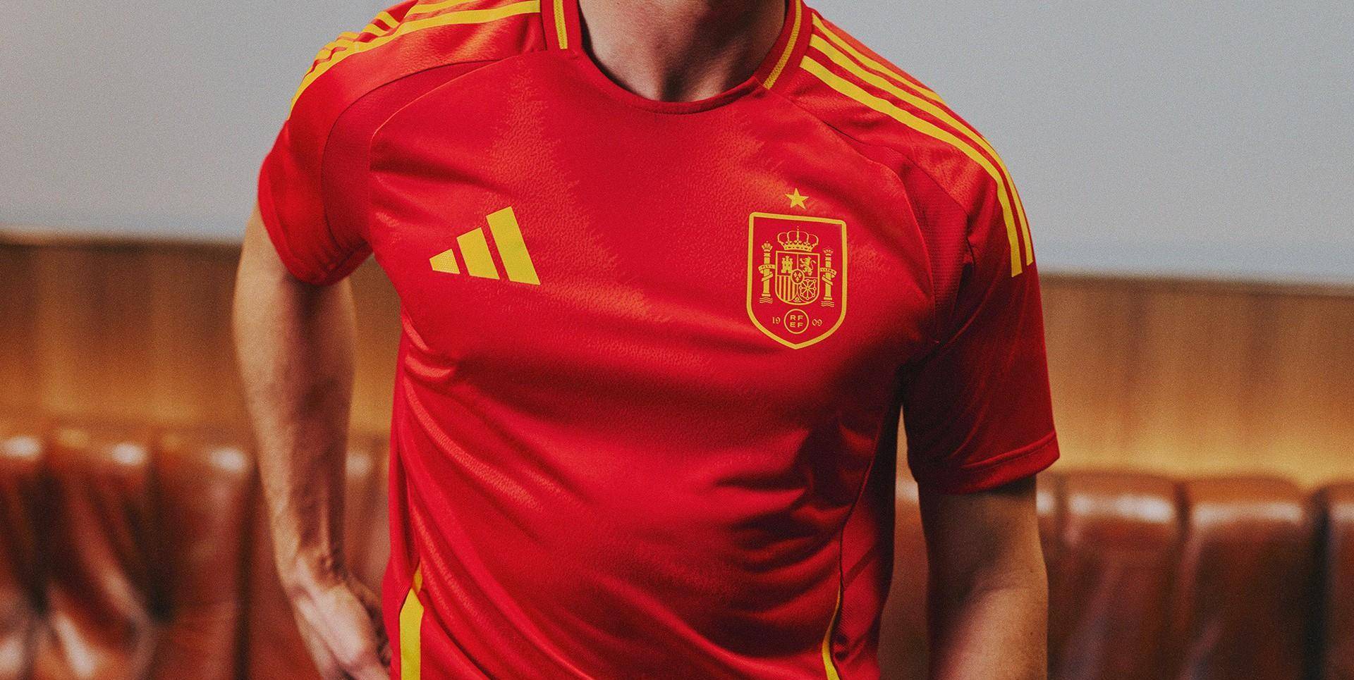 2024年德国欧洲杯开赛在即,部分参赛队伍战袍惊艳亮相_队服_实力