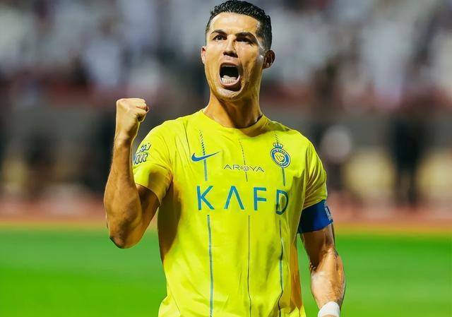 c罗踢爆纪录!39岁传奇点球连稳狂欢siu庆祝8大成就揭秘_胜利_利雅得_