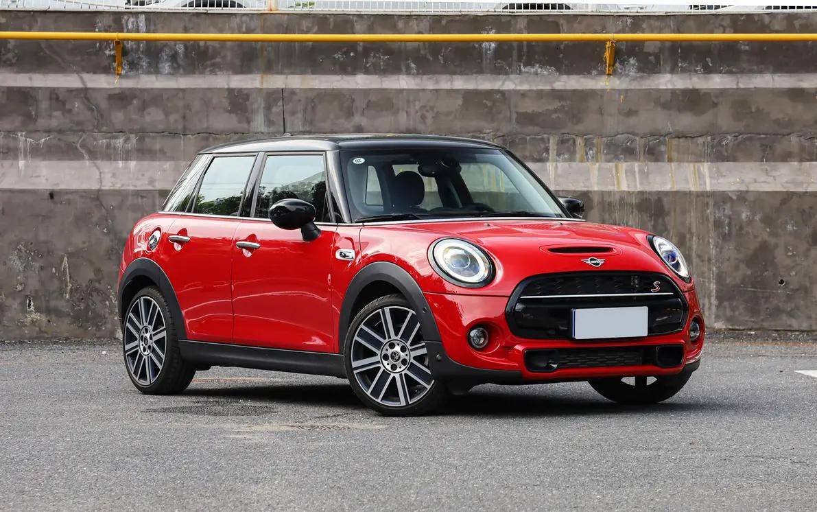 顺应时代诞生顺应时代走向世界的汽车盘点mini的前世今生