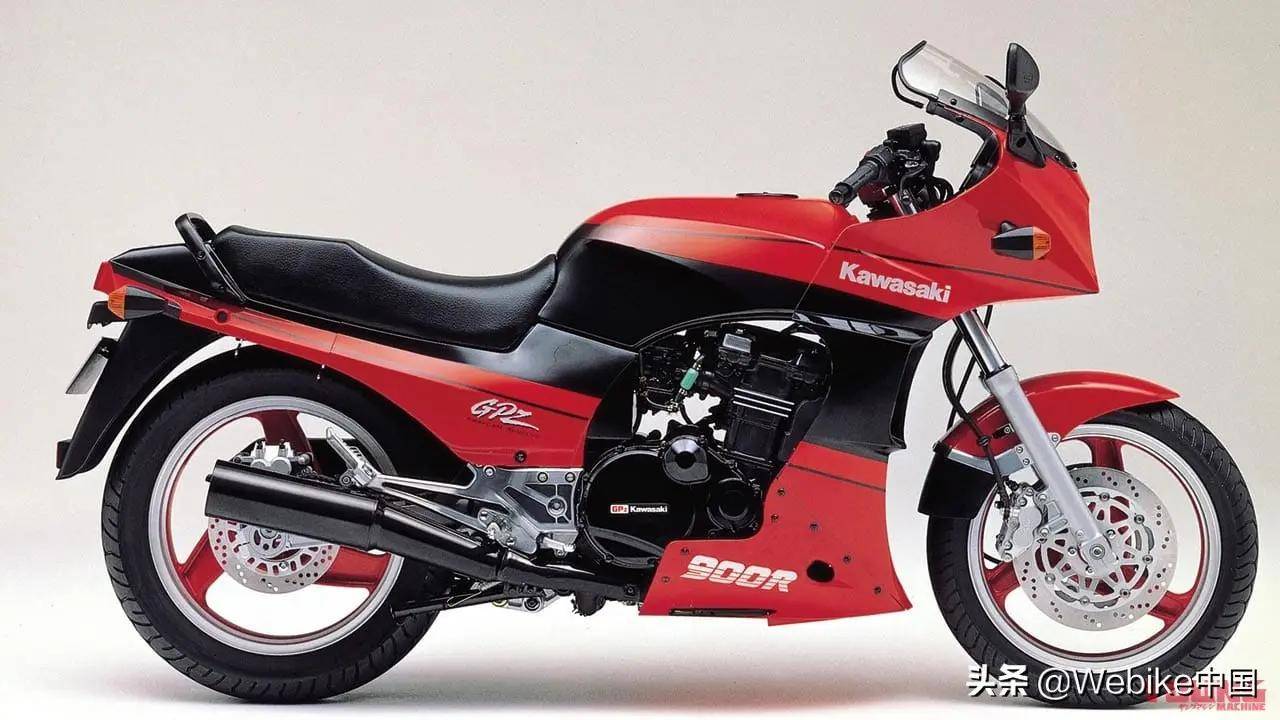 80年代的风华岁月!捍卫战士御用的川崎gpz900r摩托车
