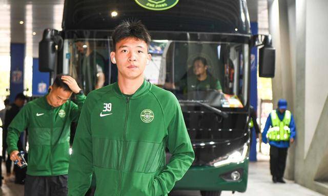 原创中国男足新秀王钰栋确定留洋欧洲时间亚冠联赛表现抢眼