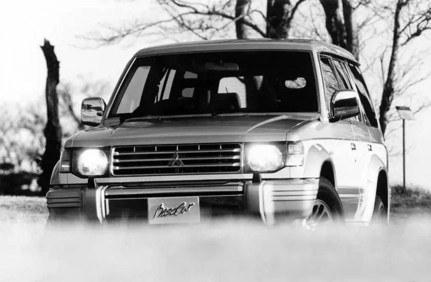 技术性调整而已他朋友二话不说,将他的「的士头」(丰田