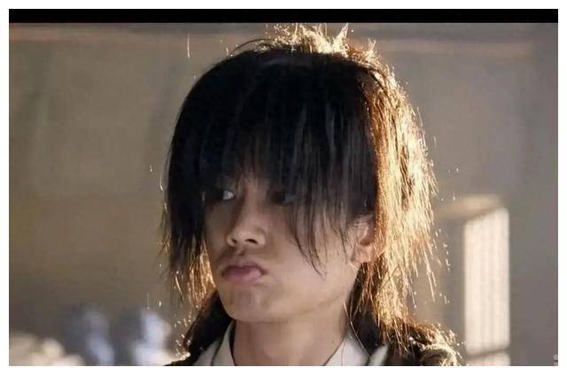 原创全员烈焰一丑到底妆造还原动漫死活为何