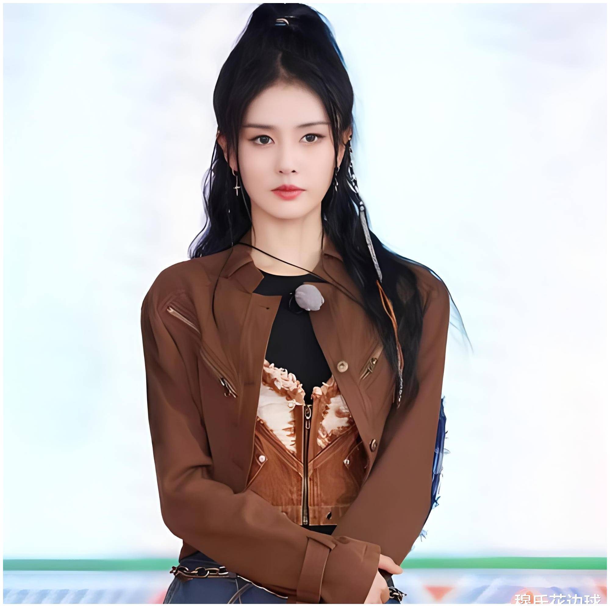 朱丹听到观众喊骚瑞表情有变化杨幂成北电考官李小璐遭网暴