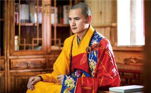 原创浙江一和尚因长得太帅成网红每天被多位富婆追求现状如何