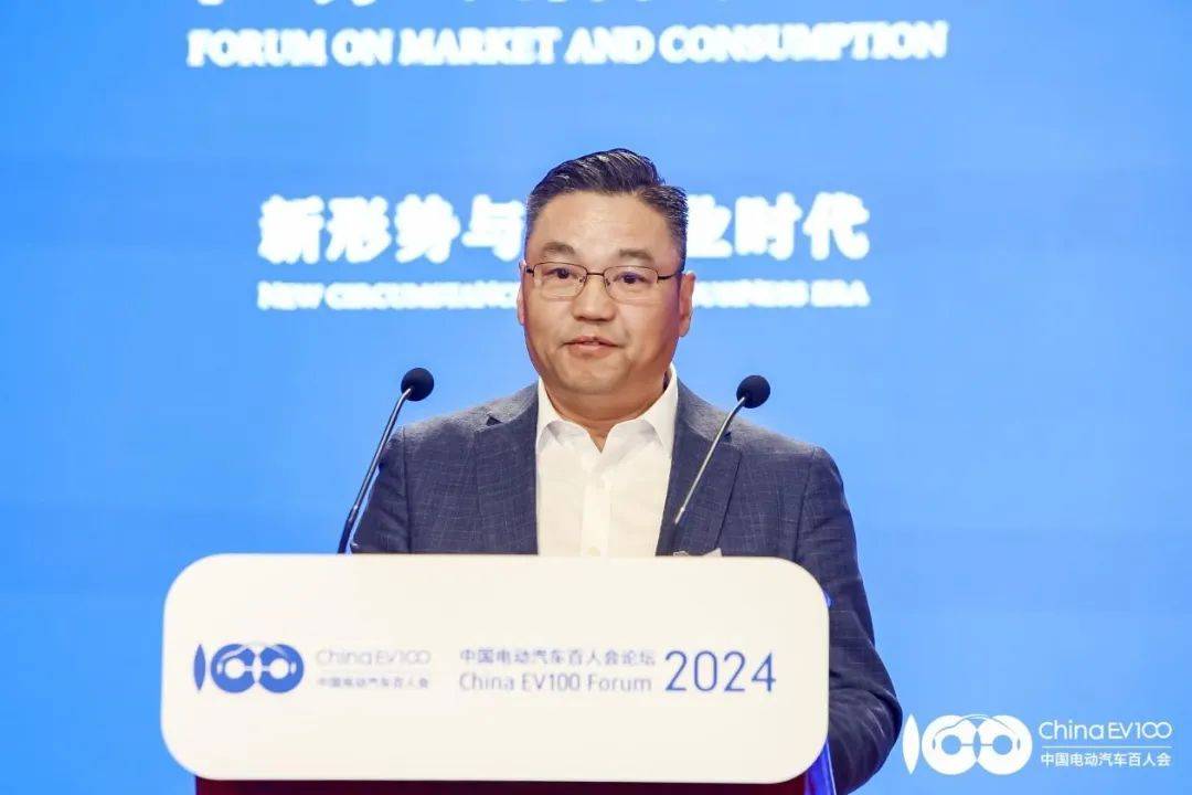 宁德时代(上海)智能科技有限公司董事总经理杨汉兵除了电动汽车的飞速