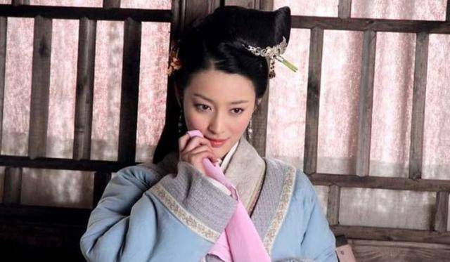 潘金莲本想安分,听王婆说西门庆是"邓小闲"后,瞬间心痒难耐_武大郎