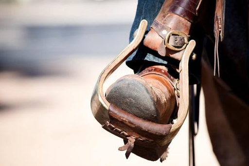 原创马镫很重要也很简单为什么古人那么晚才发明马镫