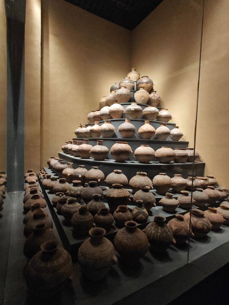 走进马家窑彩陶博物馆感受远古文明的璀璨