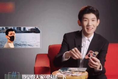 王源说剪寸头很舒服听到下一次要剪的时间粉丝们按捺不住了