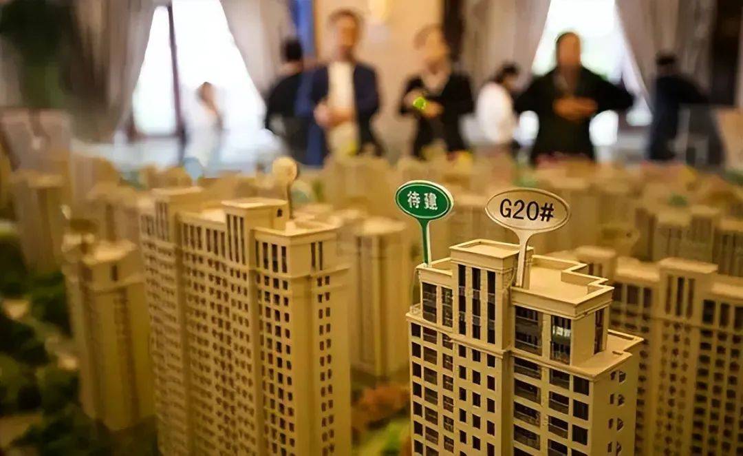 都说房地产就是政策市,市场都是跟着政策走,但与住宅政策密集且多变