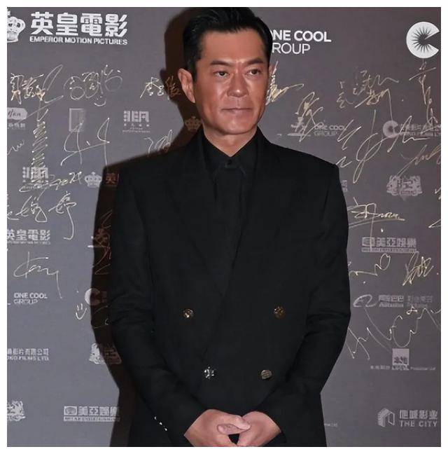 香港电影导演会颁奖典礼梁朝伟余香凝获最佳男女主古天乐显老