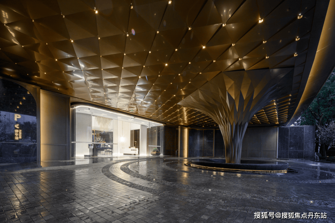 非常高,且处处透露着:"让居者在城市快节奏生活中能够感受到静下来,慢