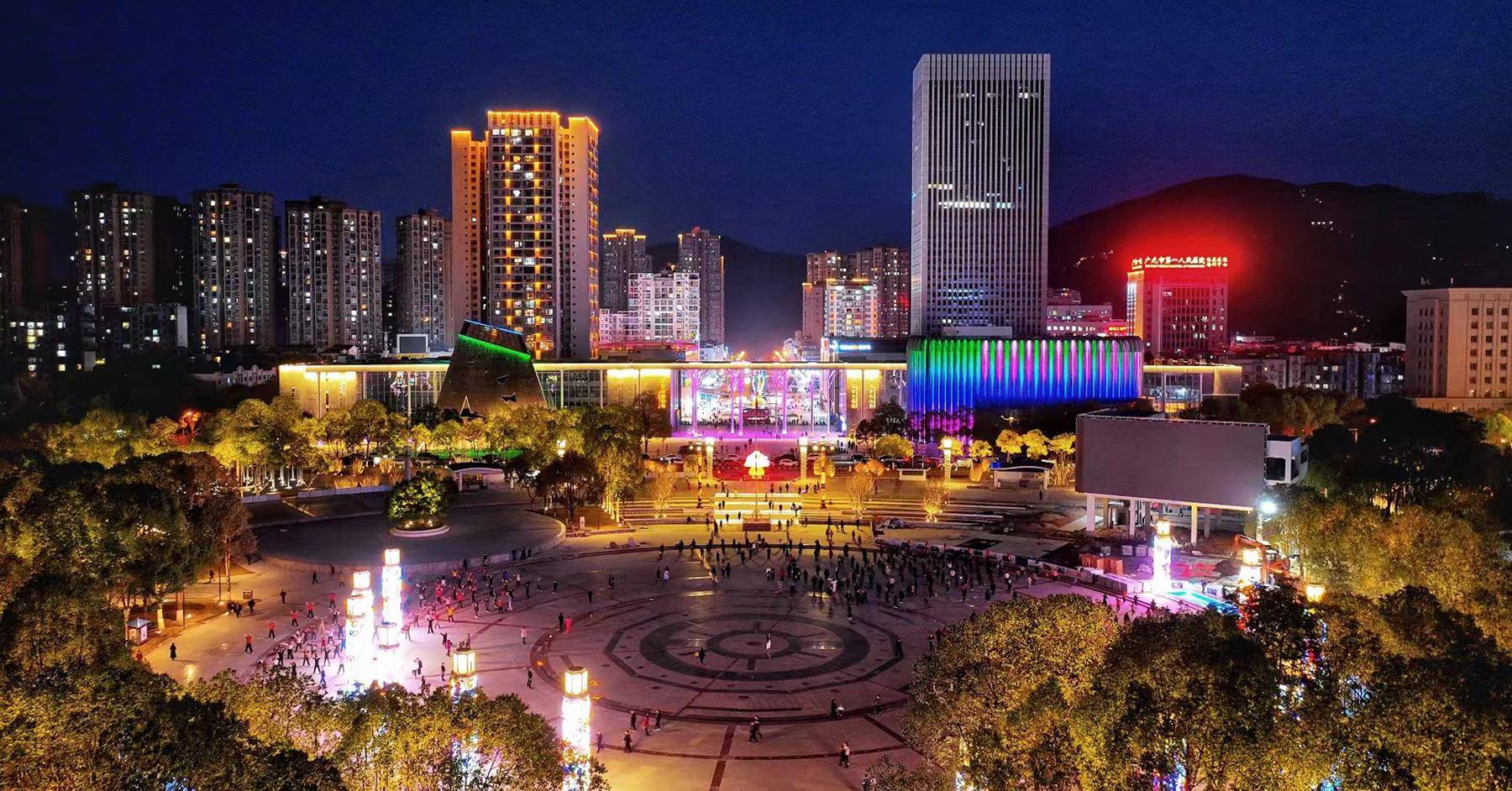 原创真的变了广元利州广场变得更漂亮了摄影师曝光航拍画面