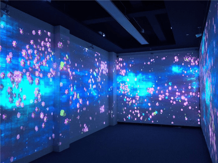 3d全息投影能够展示出高清晰的图像以及色彩的高度还原,3d立体感十分