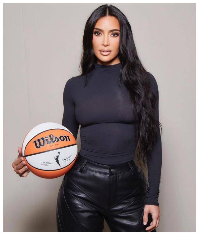 好莱坞明星飞机成日常霉霉绿色之旅如何