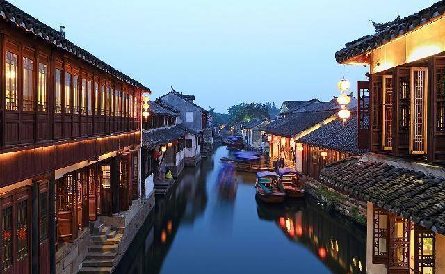 这个古镇就是位于江苏省苏州张家港市凤凰镇港口街道的恬庄古镇.