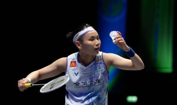 原创中国选手在全英羽毛球公开赛惨败出局球后打无还手之力连续0冠遭