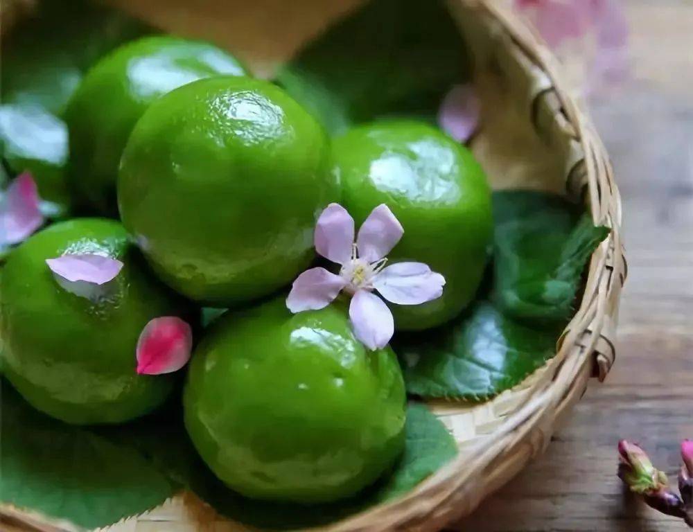 惟愿春和景明人间天上共安康