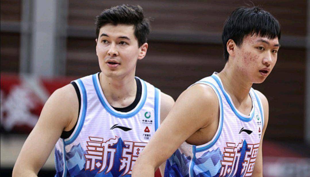 cba黑马32分惨败季后赛悬了新疆男篮太富裕雪藏澳洲得分王