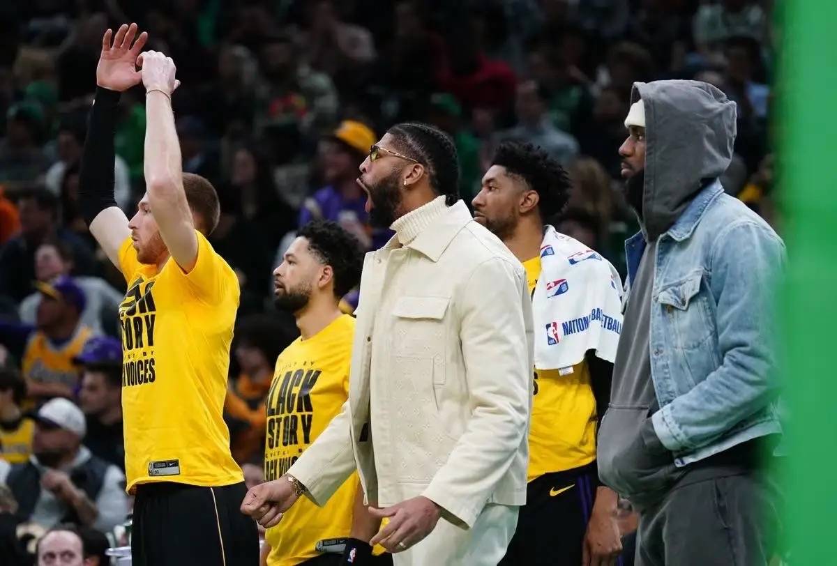 原创常规赛报销再见湖人紫金军噩梦重现你没能拯救自己的生涯