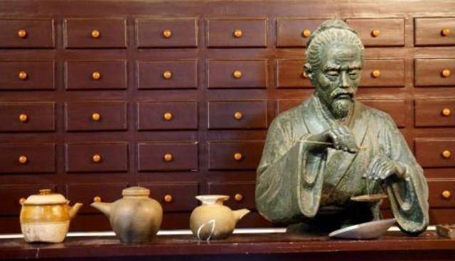 一代神医华佗结局如何他的一生有何成就