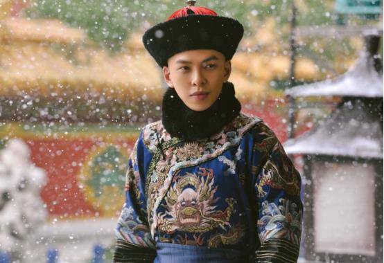 原创蒋雪鸣因痞帅获追捧又因精湛演技让人折服全面绽放演员的魅力