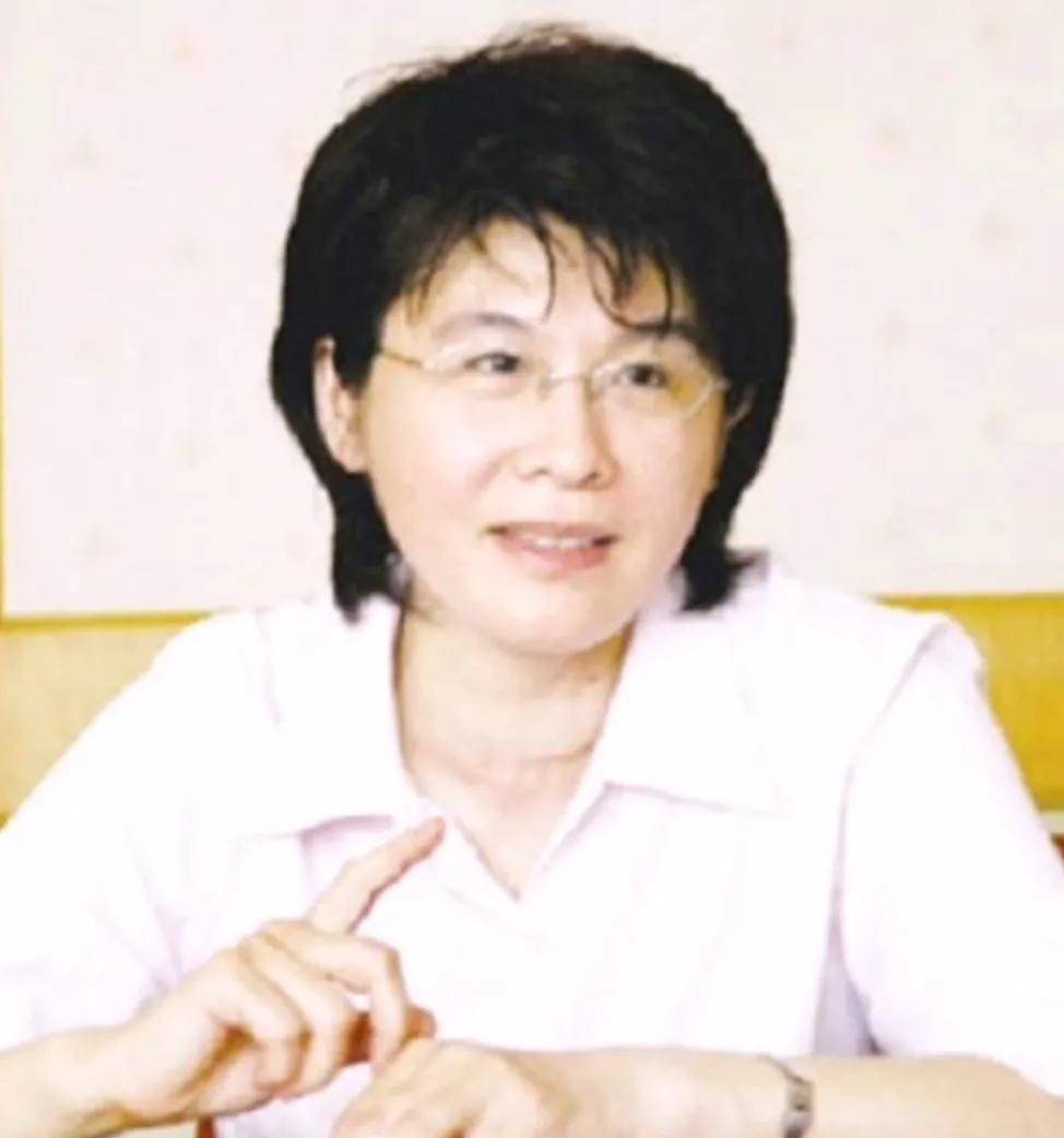 原创杰出外交家之女乔松都她把对父母的怀念倾注到自己的生命里