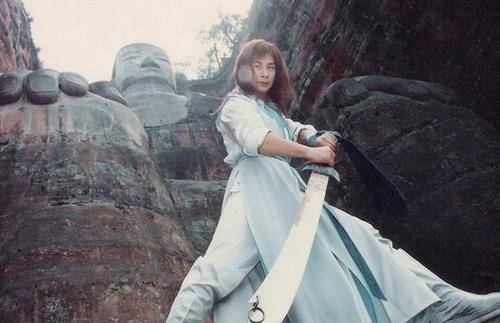 原创赵文卓为何逐渐走下坡路早在25年前徐克和张国荣就道破玄机