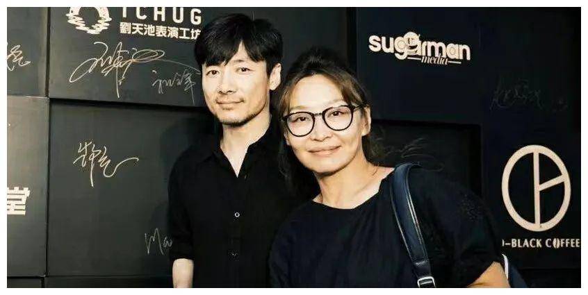 他是金牌配角从汽修工跨界考北影留校任教娶第一代谋女郎