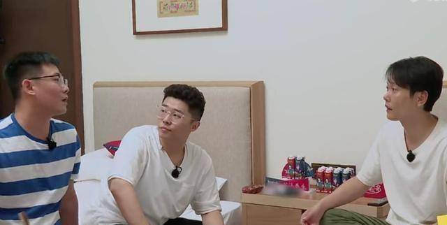 原创"意外"处理,栾云平尽到副总职责,却让节目少了乐趣_郭德纲_秦霄贤