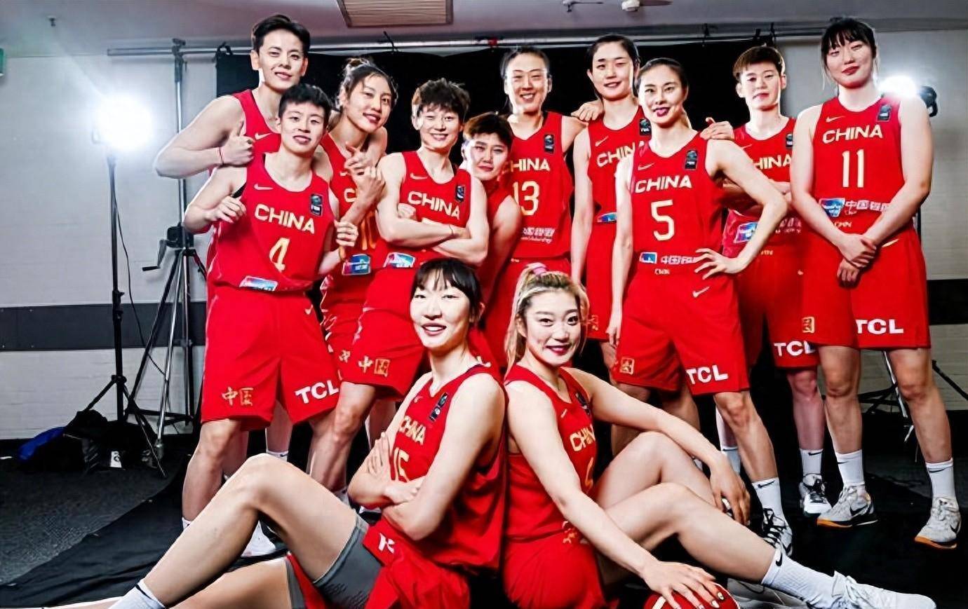 中国女篮奥运会赛程首场碰强敌郑薇透露备战计划李梦大手笔