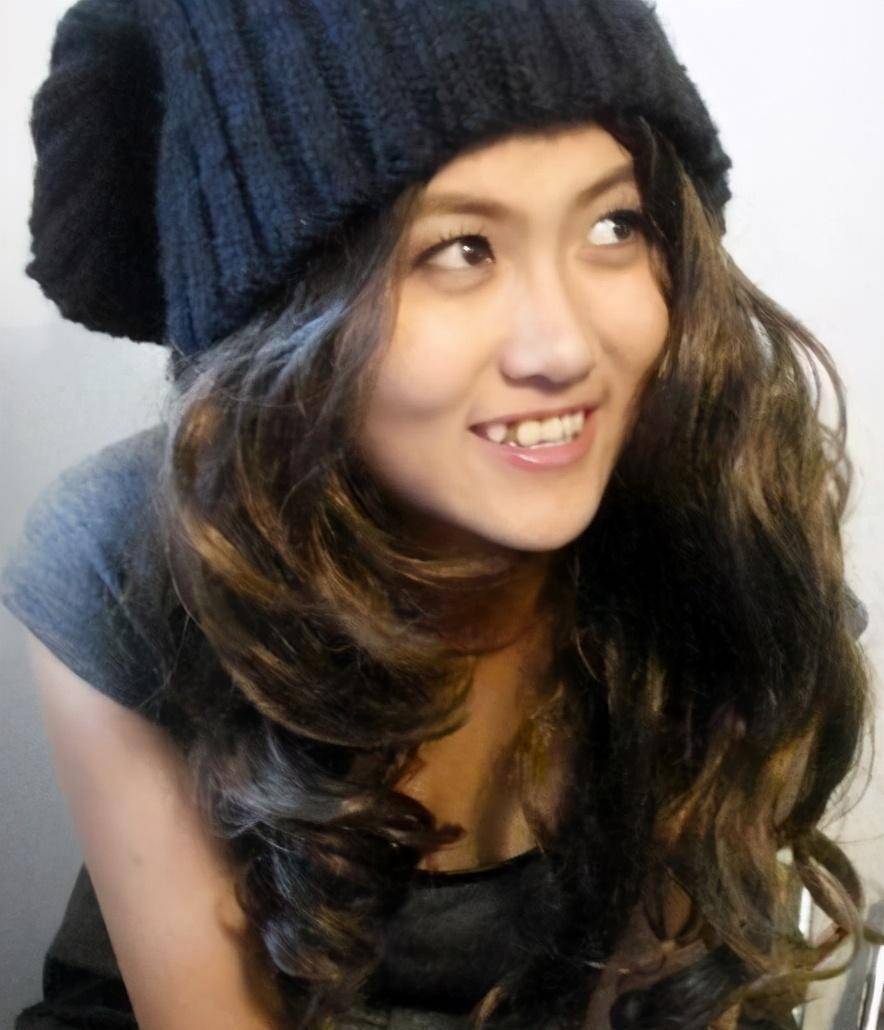 原创从快女总冠军成到最惨快女段林希到底经历了什么