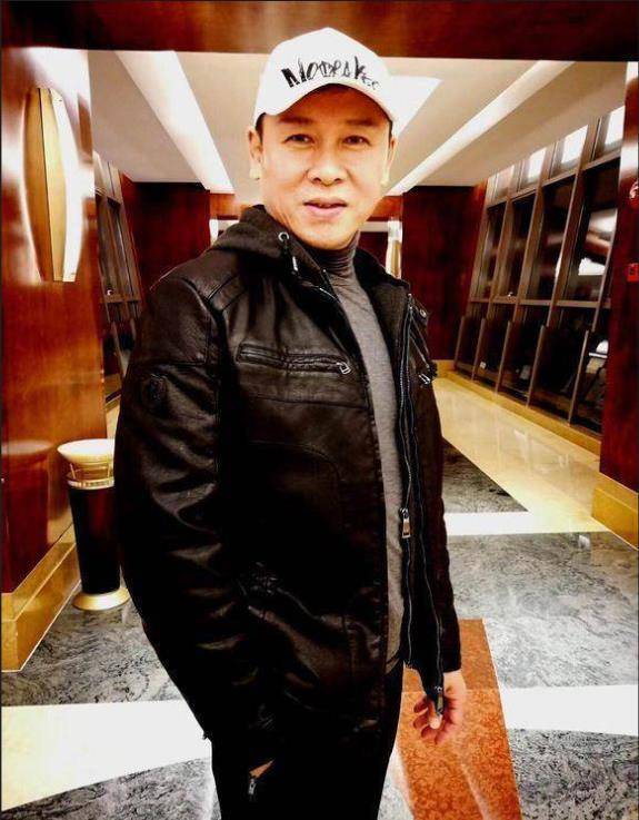 原创胡亚捷有洁癖与妻子相互嫌弃三次和妻子闹分手如今怎样了