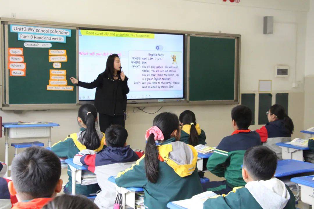 五年级刘昱含老师u3 my school calendar中part b read and write为例