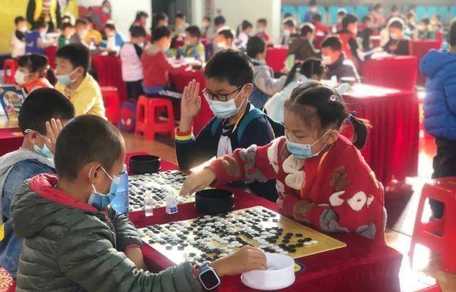 第三十届肇庆市围棋定级定段赛圆满结束_比赛_参赛_进行