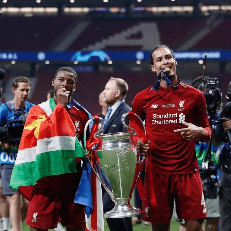 前利物浦球员33岁老将维纳尔杜姆于本月再次被荷兰国家队征召